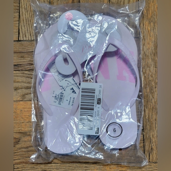 PINK Victoria's Secret Light Pink Flip Flops - Picture 4 of 5